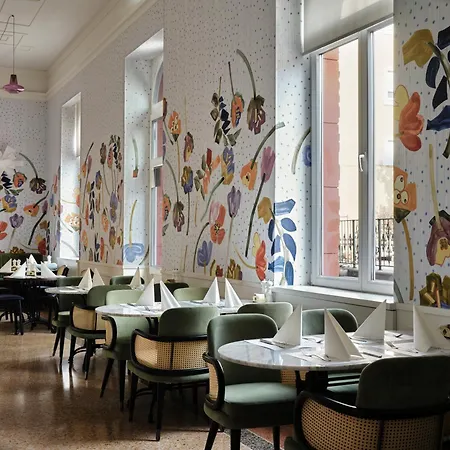 Hotell Continental 3*