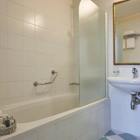 Continental Hotell