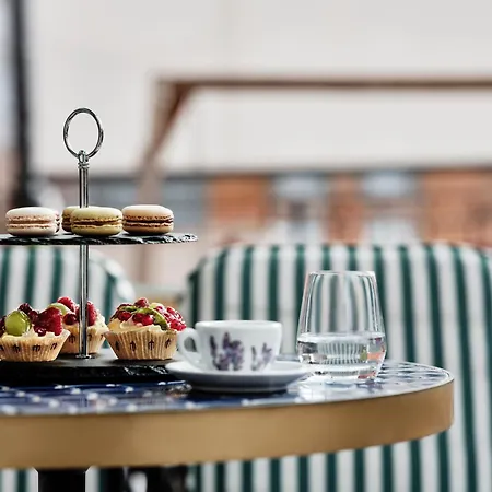 Continental Ξενοδοχείο Οπατία