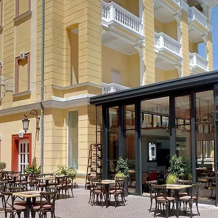 Continental 오파티아