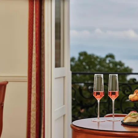 Continental 호텔 3*