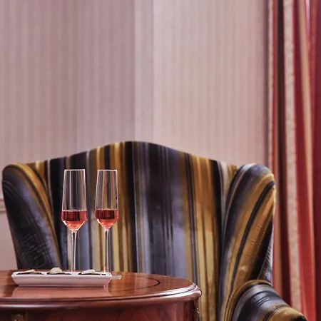 Continental Hotell